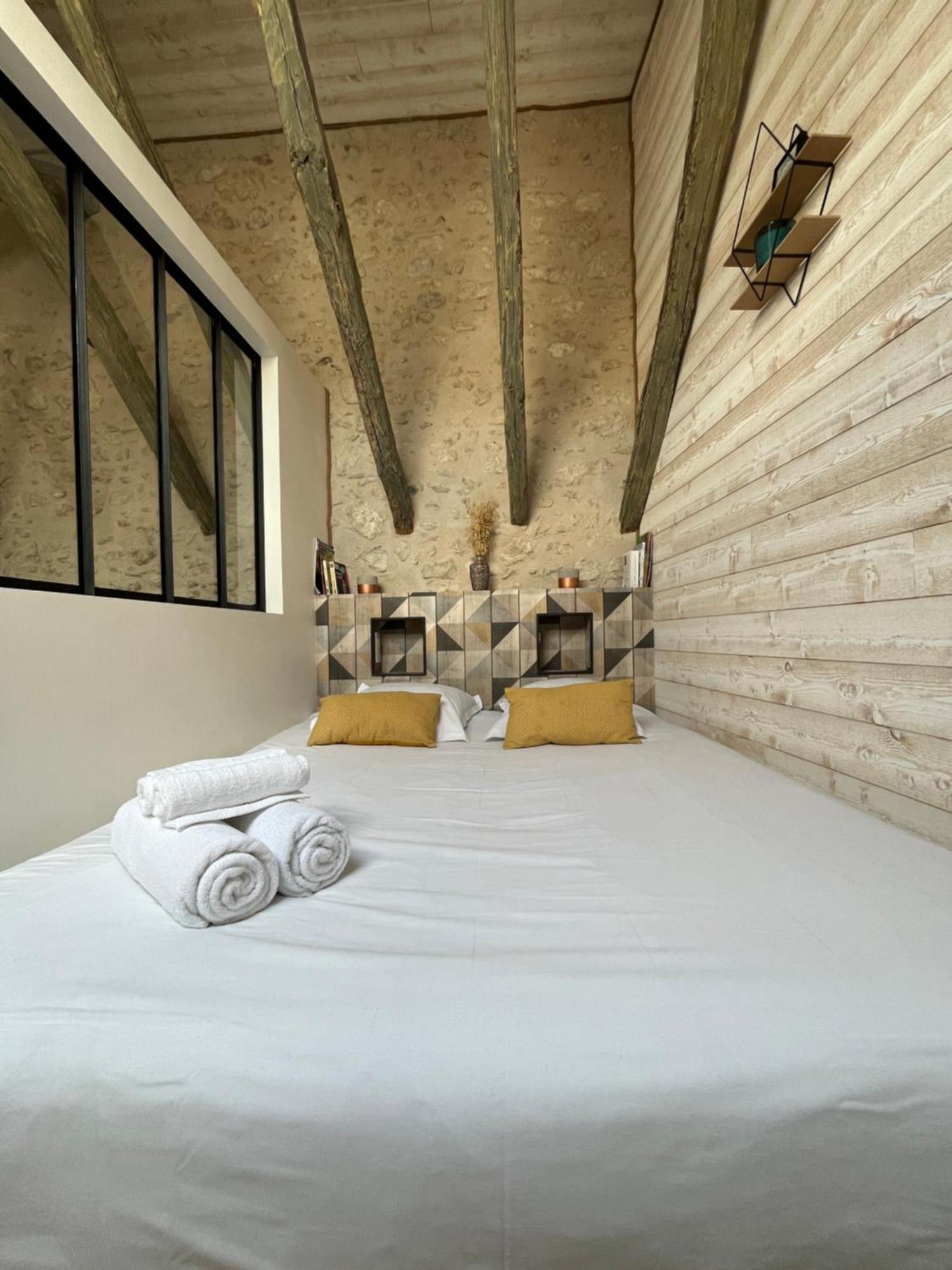 Entre Charme & Authenticite En Hypercentre De Apartment